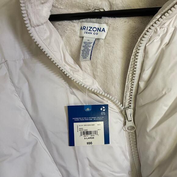Arizona Heavyweight Womens Juniors Puffer Jacket in White Sand, Sz XL -- NWT - Picture 3 of 11